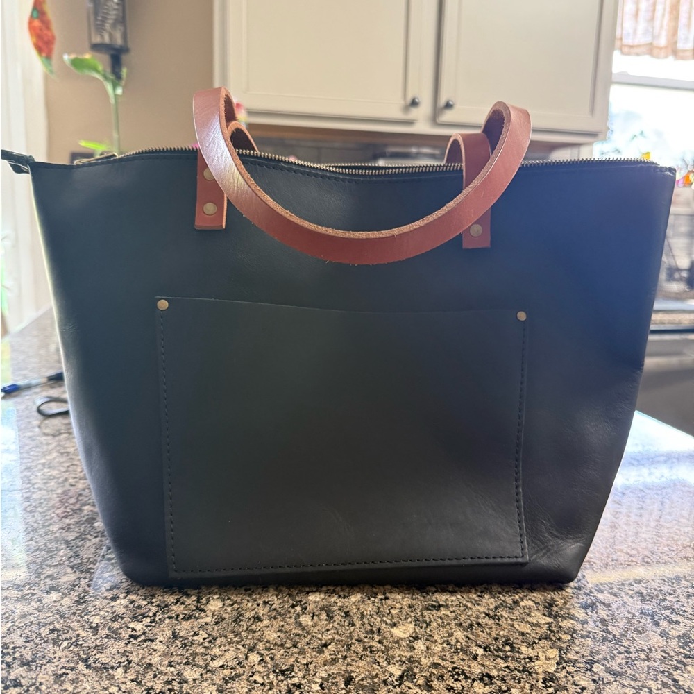 Portland Leather Black Large Zipper Tote